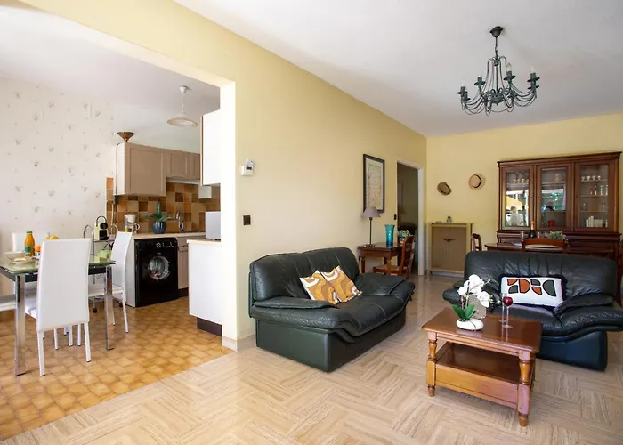 Apartment Marines De By Interhome